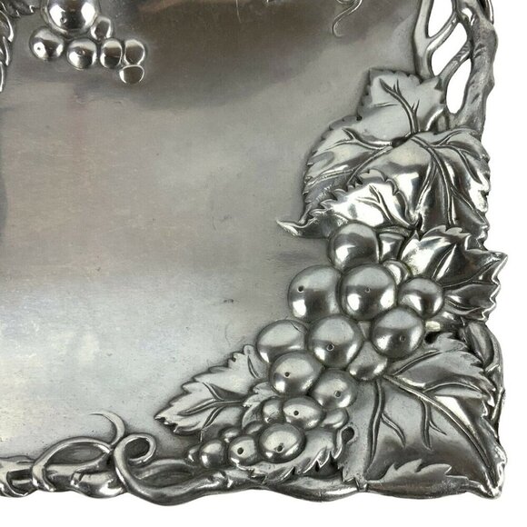 Arthur Court 1996 Grape Motif Aluminum Serving Tray Rectangle Vintage Decor - Picture 3 of 6